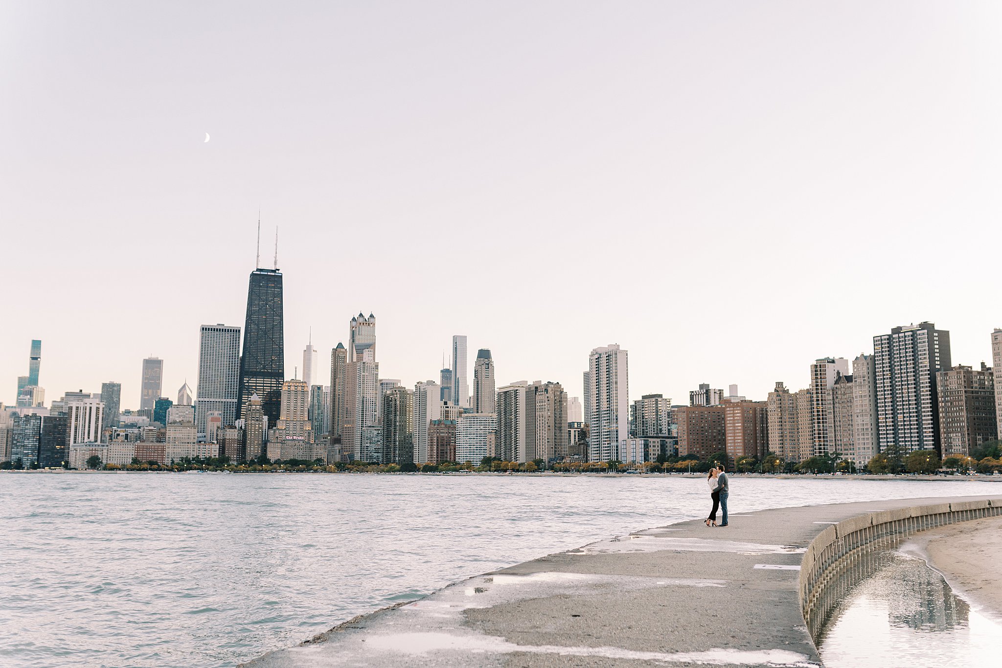 chicago-skyline-engagement-photos-at-north-avenue-beach-chicago-illinois
